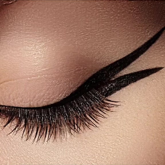 NO MISTAKE LIQUID EYELINER
